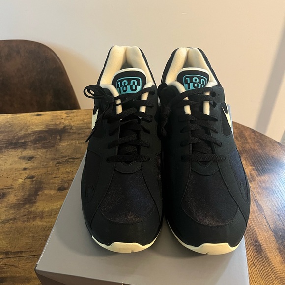 Nike Air Max 180 Black Teal Sneakers - Picture 5 of 5